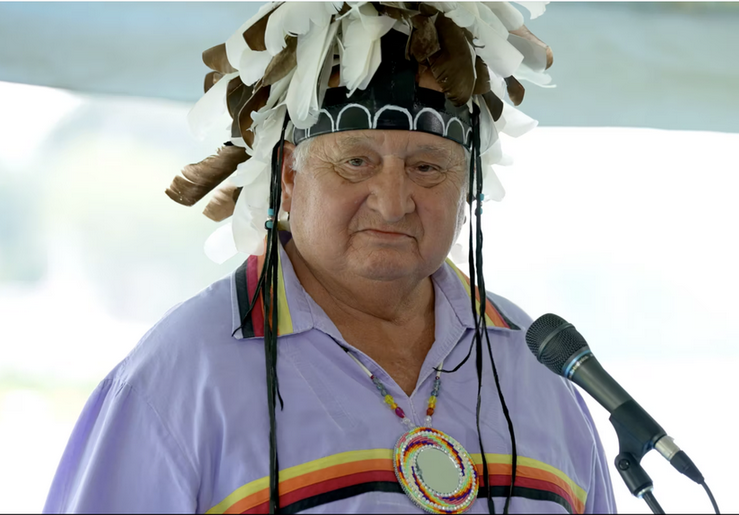 Sakokwenionkwas Thomas R. Porter